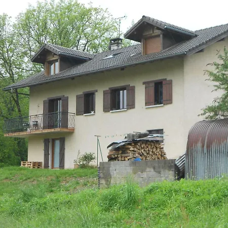 Studio Renove Proche D'annecy Appartement